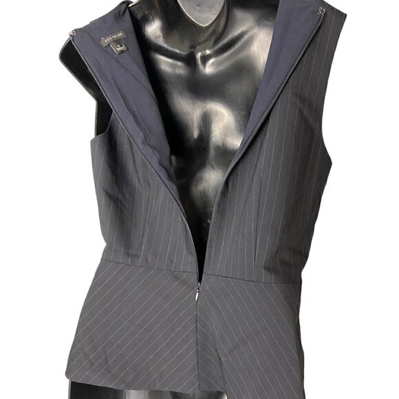 Ann Taylor Pinstripe Peplum Sleeveless Blouse Size 2 - Picture 6 of 6